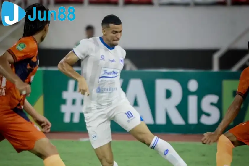 PSIS Semarang được đánh giá cao hơn trong trận đấu này PSIS Semarang được đánh giá cao hơn trong trận đấu này