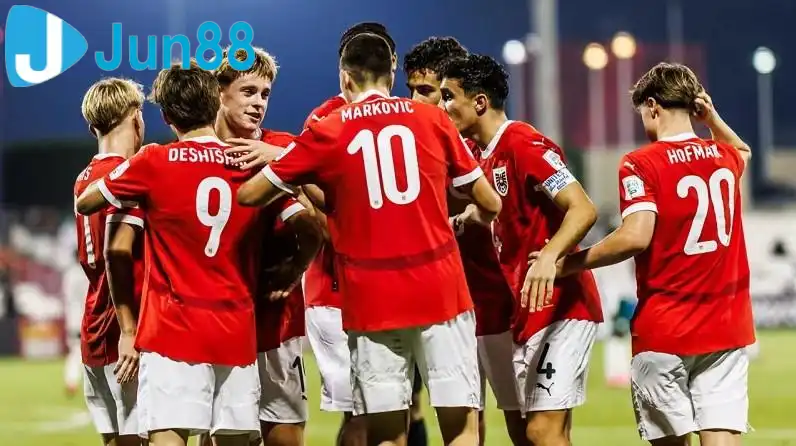 U17 Áo đang thể hiện sự khác biệt so với phần còn lại của bảng đấu. U17 Áo đang thể hiện sự khác biệt so với phần còn lại của bảng đấu.
