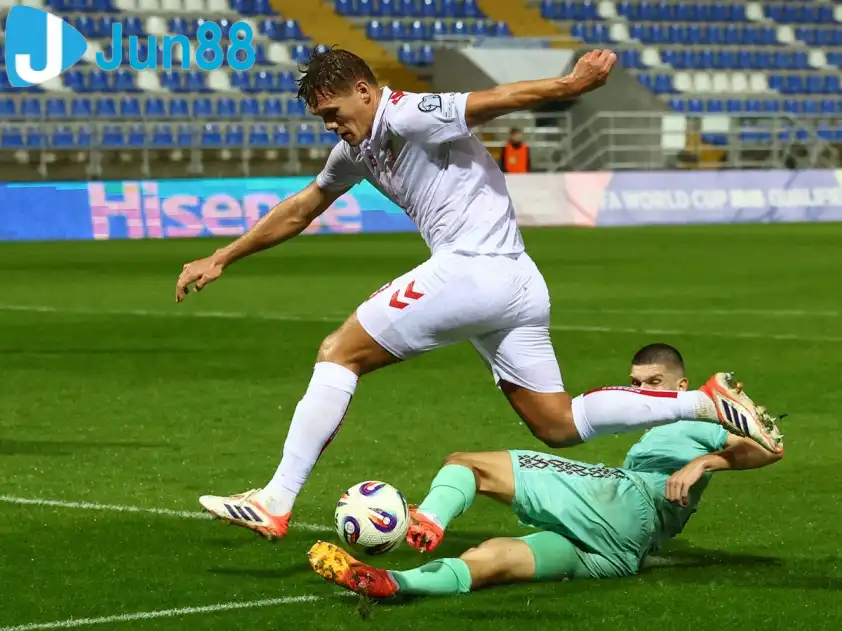 Đan Mạch và Belarus là 2 trạng thái trái ngược nhau (Ảnh: ESPN) Đan Mạch và Belarus là 2 trạng thái trái ngược nhau (Ảnh: ESPN)